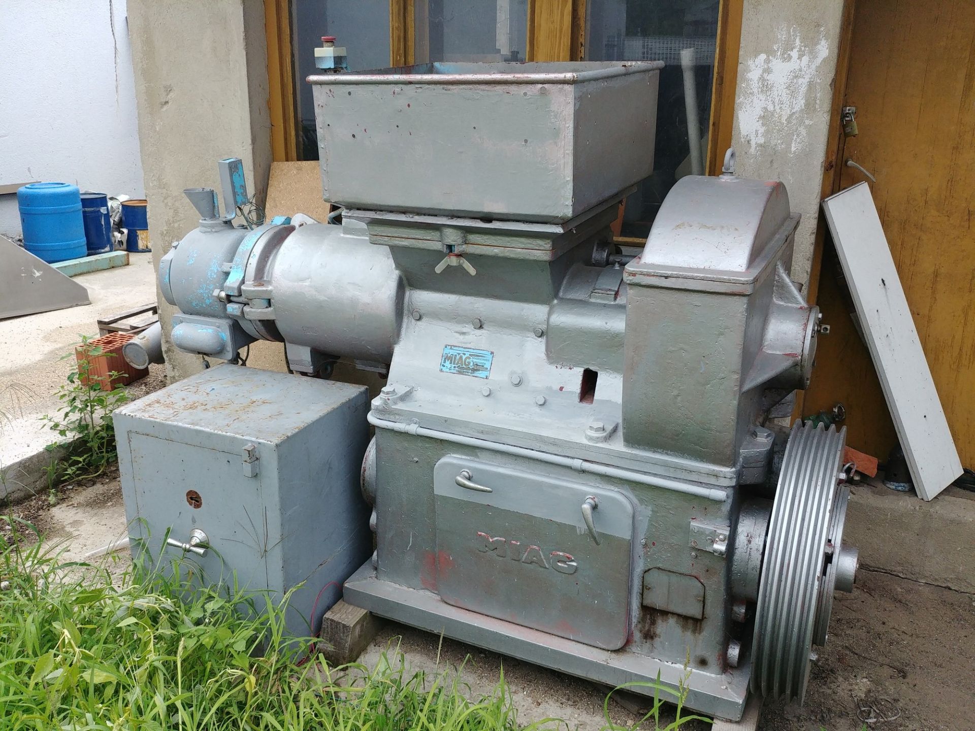 Soap Production Machine (Plodder / Extruder)